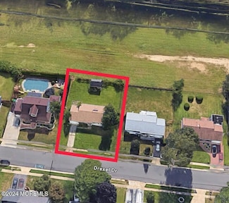 23 Drexel Dr, Jackson, NJ 08527