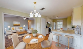 4843 Tealwood Dr, Milton, FL 32571