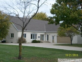 403 403 E Butler St, Litchfield, MN 55355
