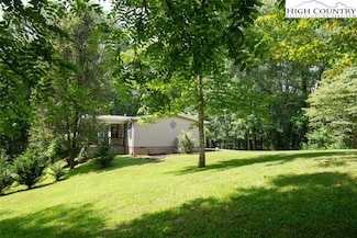 184 Sanctuary Dr, Crumpler, NC 28617