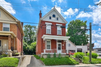 15 Bertus St, Cincinnati, OH 45217