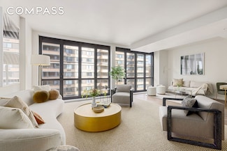 250 W 96th St Unit 6A, New York, NY 10025