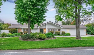 9 Middleridge Ln N, Rolling Hills, CA 90274