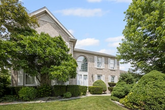 730 Kylemore Dr, Des Plaines, IL 60016