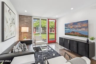 4206 N 38th St Unit 3, Phoenix, AZ 85018