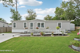 6004 6th Manor E, Palatka, FL 32177
