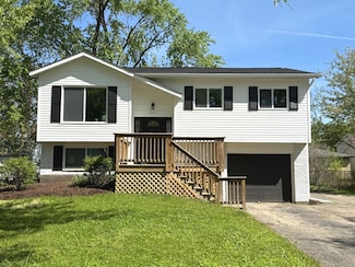 223 Kenilworth Dr, Bolingbrook, IL 60440