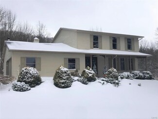 401 Babcock Rd, Tully, NY 13159