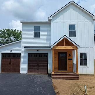1624 Marlboro Ave, Obetz, OH 43207