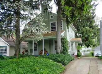 321 Tonti St, South Bend, IN 46617
