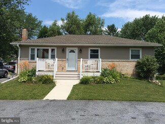 6216 Pine St, Harrisburg, PA 17112