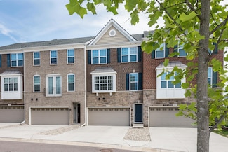 2825 Ridington Rd, Ann Arbor, MI 48105
