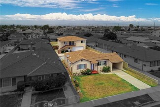 4077 W 137th St, Hawthorne, CA 90250