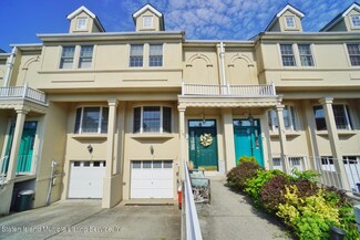 76 Garretson Ln, Staten Island, NY 10304