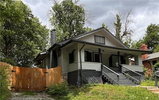 9400 E 17th St S, Independence, MO 64052