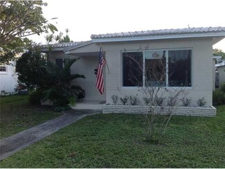 1518 Adams St, Hollywood, FL 33020