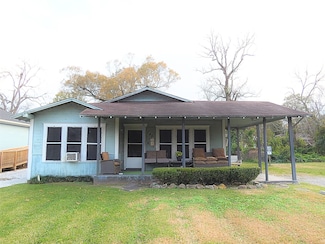 2435 Fillmore St, Beaumont, TX 77703