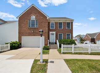 668 Boston Ct Unit 4, Ann Arbor, MI 48103