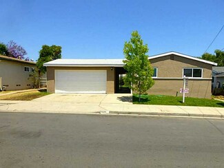 1331 Braddock St, San Diego, CA 92114