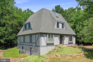 162 Hartman Ct, McGaheysville, VA 22840