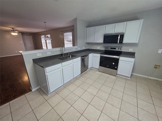 5525 Parkview Hills Ln, Fort Worth, TX 76179