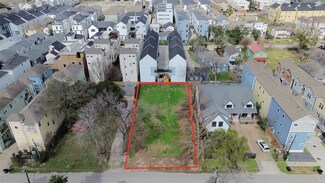 1121 W 15th 1 2 St, Houston, TX 77008