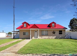 1410 9th St, Eunice, NM 88231