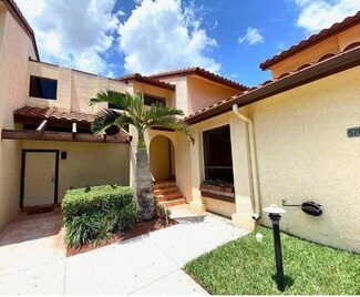 5705 Fox Hollow Dr Unit B, Boca Raton, FL 33486