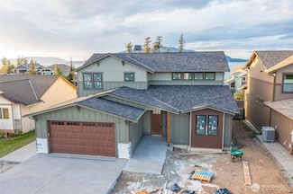 3910 W 3rd St, Anacortes, WA 98221