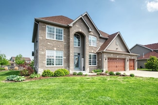 1472 S Saddlebrook Ln, Minooka, IL 60447