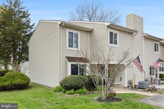 173 Cypress Ct, Marlton, NJ 08053