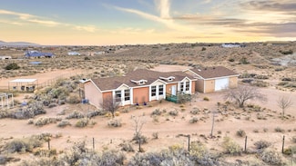 5660 Iris Rd NE, Rio Rancho, NM 87144