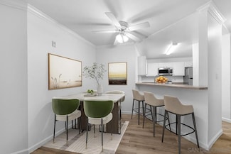 7405 Charmant Dr Unit 2033, San Diego, CA 92122