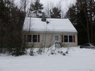 14 4th St, Templeton, MA 01468