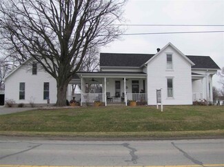 317 S Race St, Haubstadt, IN 47639