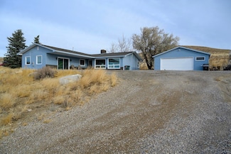 25 Bow Blvd, Cody, WY 82414