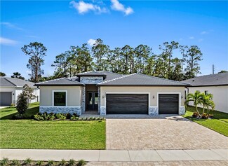 240 Allamanda Way, Naples, FL 34114
