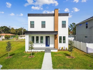 3017 W Spruce St, Tampa, FL 33607