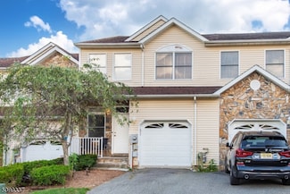 136 Springhill Dr, Morris Plains, NJ 07950