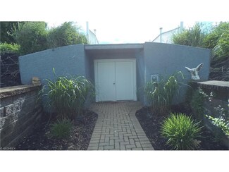 5366 Rootstown Rd, Ravenna, OH 44266
