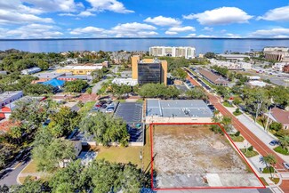 300 W 2nd St, Sanford, FL 32771