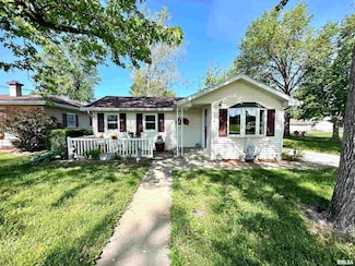 206 S Sangamon St Unit 1, Auburn, IL 62615
