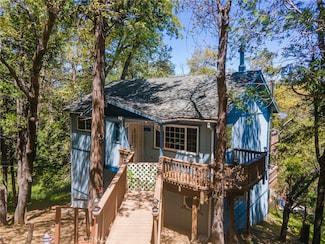 24140 Alpine Dr, Crestline, CA 92325