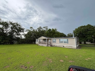 268 Daisy Adams Rd, Cochran, GA 31014