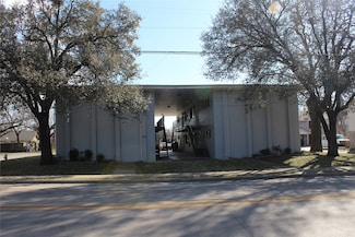 428 N Dallas Ave, Lancaster, TX 75146