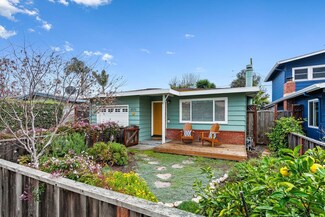 4570 Jewel St, Capitola, CA 95010