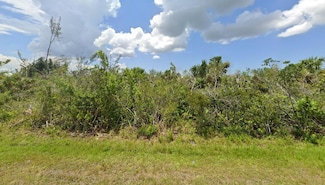 15467 Aqua Cir, South Gulf Cove, FL 33981