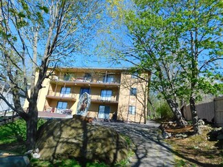 462 N Underwood St, Fall River, MA 02720