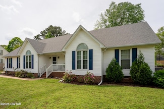 463 McO Rd, Jackson, TN 38305