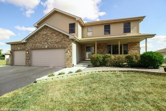 1041 Bonnie Ln, Peotone, IL 60468